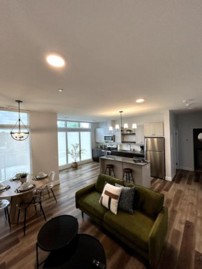 New The Carlyle 306 Grand Bend